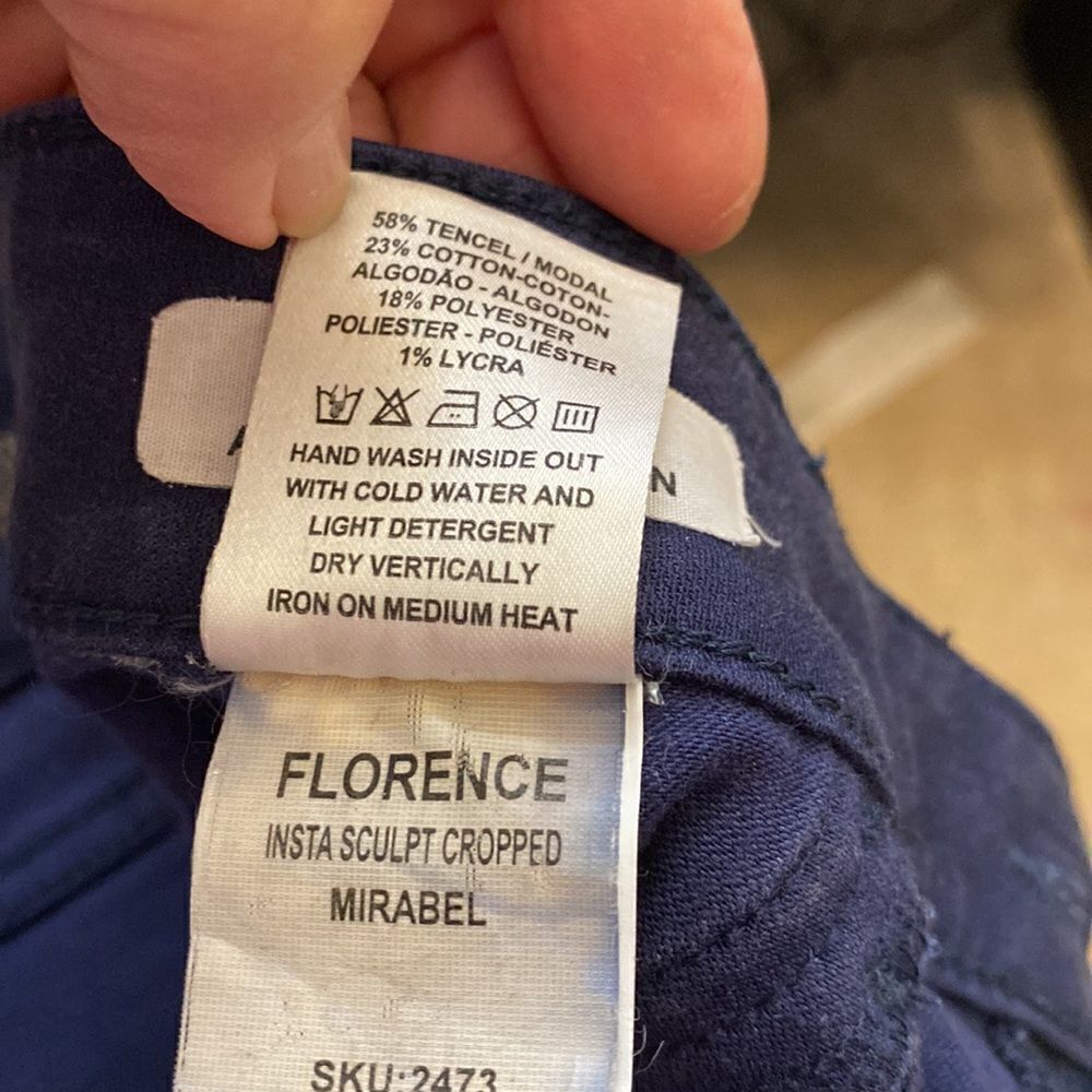 DL 1961 Jeans Size 29 Florence Mirabel Cropped with White Accents - Picture 13 of 13